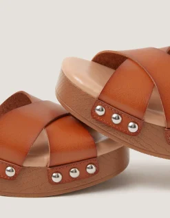 Celia Clog Sandals Tan