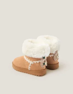 Crochet Bow Fluffy Ankle Boots Natural