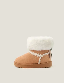 Crochet Bow Fluffy Ankle Boots Natural