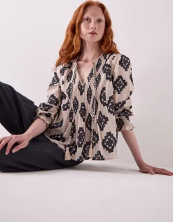 East Kaira Monochrome Cotton Top Black