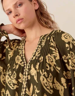 East Kris Hand Batik Top Green