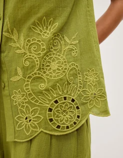 Effie Sleeveless Embroidered Shirt Green