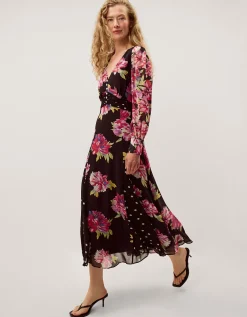 Kiri Floral Print Maxi Dress Black