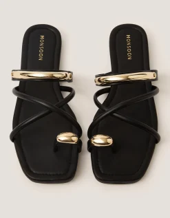 Metal Detail Toe Strap Sandals Black