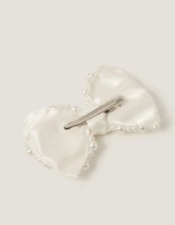 Pearl Bow Hair Clip
