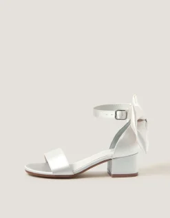 Two-Part Bow Heels Ivory