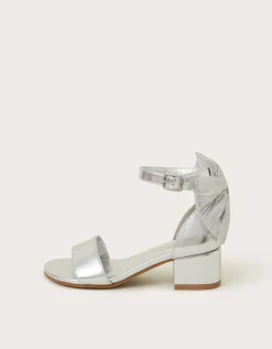 Two-Part Bow Heels Silver